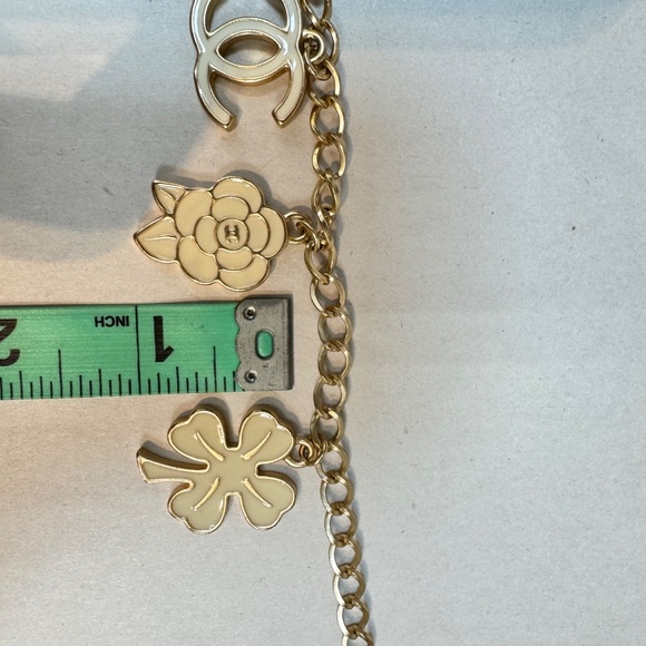 Vintage CHANEL Charm Necklace - Ivory Enamel, Made in France - Picture 5 of 9